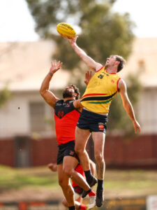 Lower South West Edge Mortlock in Thrilling Grand Final to Claim Division Three Title