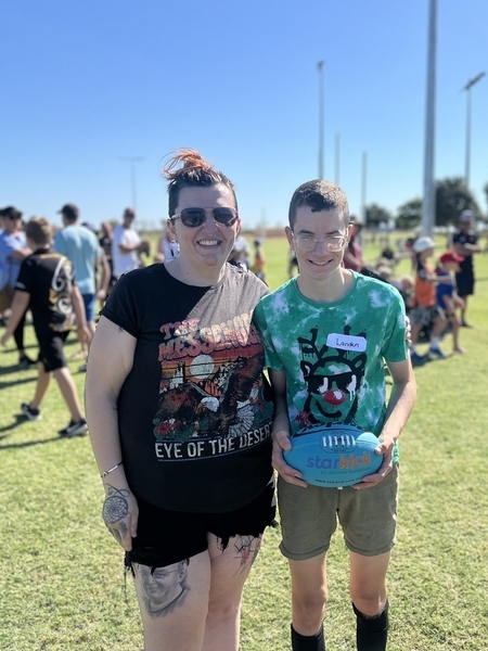 NEW STARKICK PARTICIPANT WINS TRIP TO HAND IN HAND CROSSING FOR INCLUSION